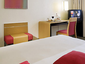 Novotel Amiens Est Longueau Exterior photo